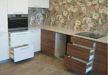 Кухонный гарнитур Г-образный:  3000х2150мм