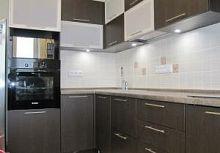 Кухонный гарнитур Г-образный:  3700х2000мм