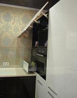 Кухонный гарнитур Г-образный:  4200х1800мм