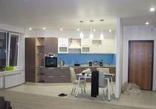 Кухонный гарнитур прямой:  4400мм